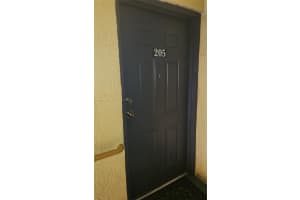 8260 Sw 149th Ct 9-205, Miami