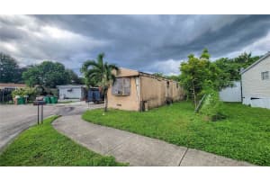 721 Sw 134th Ter Davie, FL 33325 - MLS#A11960326