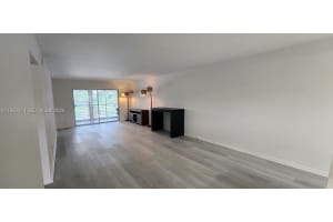 2304 Lucaya Ln G3 Coconut Creek, FL 33066 - MLS#A11960370