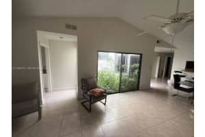 5223 Gate Lake Rd 5223 Tamarac, FL 33319 - MLS#A11960372