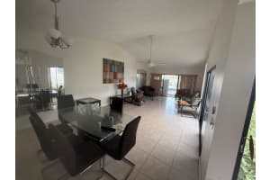 5223 Gate Lake Rd 5223 Tamarac, FL 33319 - MLS#A11960372