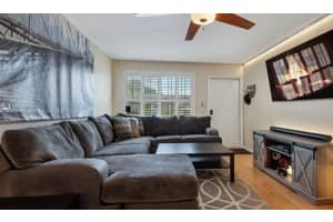 8069 Sw 19th Ct, Davie