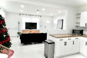 1213 Nw 6th Ave Fort Lauderdale, FL 33311 - MLS#A11960475