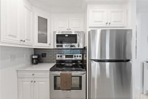 815 Sw 11th Ave 18g Hallandale Beach, FL 33009 - MLS#A11960487