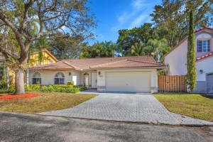 10635 Sw 158th Pl Miami, FL 33196 - MLS#A11960500