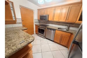 7480 Miami Lakes Dr G101 Miami Lakes, FL 33014 - MLS#A11960524