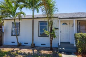 812 33rd St West Palm Beach, FL 33407 - MLS#A11960547