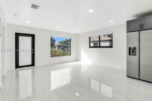 528 Nw 3rd Ct Hallandale Beach, FL 33009 - MLS#A11960572