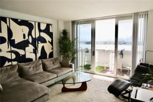 800 Ave 823 , Miami Beach, FL 33139 - MLS#A11960601