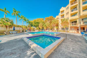 8290 Lake Dr 236 Doral, FL 33166 - MLS#A11960615