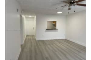 1075 W 68th St 304 Hialeah, FL 33014 - MLS#A11960624