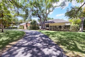 6255 Sw 99th Ter Pinecrest, FL 33156 - MLS#A11960631