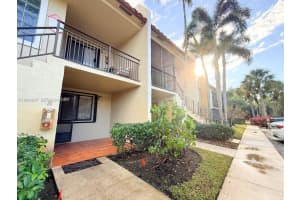 440 S Lake View Dr 102 Fort Lauderdale, FL 33326 - MLS#A11960635