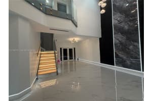 6042 Sw 159 Ct, Miami