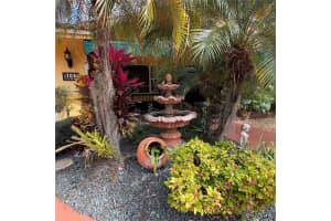 101 S Royal Poinciana Blvd Miami Springs, FL 33166 - MLS#A11960751