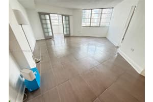 801 Brickell Bay Dr 761 Miami, FL 33131 - MLS#A11960760