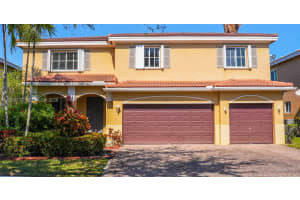 939 Nw 206th St, Miami Gardens 939 Nw 206th St, Miami Gardens