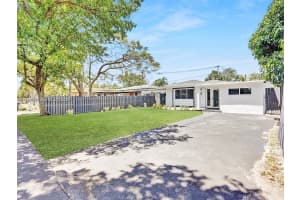 1609 Nw 7th Ter Fort Lauderdale, FL 33311 - MLS#A11960783