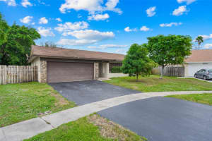 4264 Nw 95th Ter Sunrise, FL 33351 - MLS#A11960792