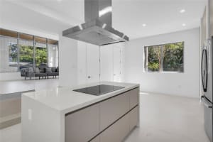 3204 Plaza St Miami, FL 33133 - MLS#A11960839