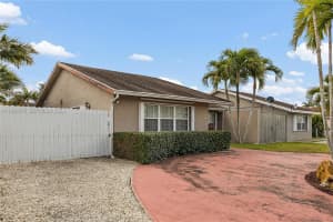 16216 Sw 304th Ter Homestead, FL 33033 - MLS#A11960877