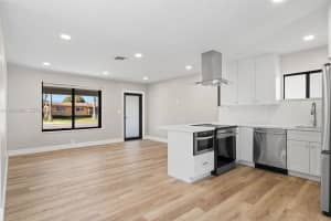 19335 Franjo Rd, Cutler Bay