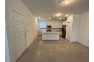 4935 Nw 84th Ave 0 Doral, FL 33166 - MLS#A11960893