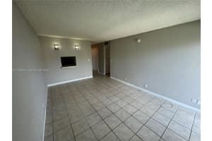 801 NW 47th Ave APT 711W, Miami, FL 33126, - MLS#A11960894