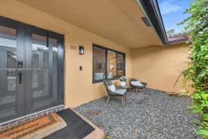 311 Nw 101st Ter Coral Springs, FL 33071 - MLS#A11960923