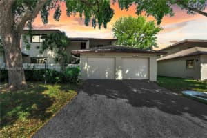 1759 Ne 39th Ct 1301 Pompano Beach, FL 33064 - MLS#A11960952