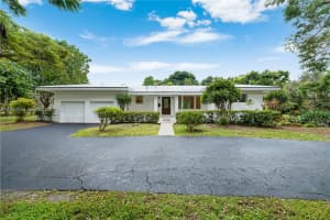 12535 Moss Ranch Rd Pinecrest, FL 33156 - MLS#A11960973