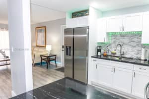 6190 W 19th Ave 201 Hialeah, FL 33012 - MLS#A11960978