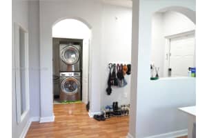 130 Jacaranda Country Club Dr 203 Plantation, FL 33324 - MLS#A11960982