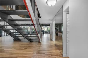 10911 N Lakeview Dr Pembroke Pines, FL 33026 - MLS#A11960986