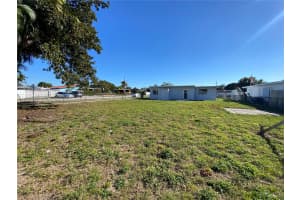 691 E 48th St Hialeah, FL 33013 - MLS#A11961004