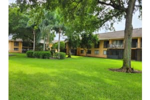 5921 Washington St 124 Hollywood, FL 33023 - MLS#A11961010