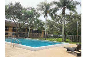 5921 Washington St 124 Hollywood, FL 33023 - MLS#A11961010