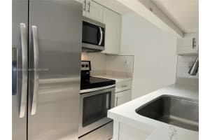 8609 Sw 68th Ct 2 Pinecrest, FL 33143 - MLS#A11961037