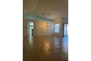 5033 Prairie Dunes Village Cir 5033 Lake Worth, FL 33463 - MLS#A11961055