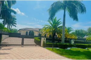 115 Nw 128th Ave, Miami