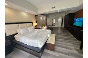 5300 Nw 87th Ave 910 Doral, FL 33178 - MLS#A11961117