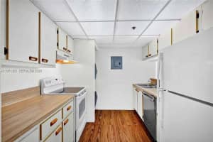 7601 E Treasure Dr 2222 North Bay Village, FL 33141 - MLS#A11961131