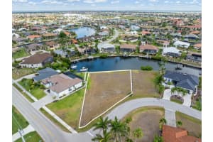 1466 Kiwi Ct Punta Gorda, FL 33950 - MLS#A11961169