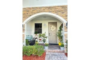 2703 Nw 55th Ave, Margate