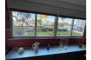 5005 Collins Ave 212 Miami Beach, FL 33140 - MLS#A11961301