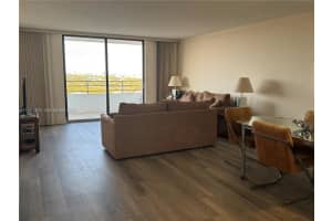 2500 Parkview Dr 1610 Hallandale Beach, FL 33009 - MLS#A11961315