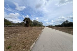 2805 E 16 St Lehigh Acres, FL 33972 - MLS#A11961328
