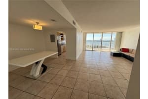 18041 Biscayne Blvd 1701 Aventura, FL 33160 Sold 05/05/26