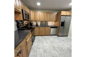 4028 Sw 67th Ter 3 Davie, FL 33314 - MLS#A11961336