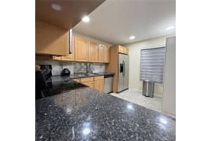 4028 Sw 67th Ter 3 Davie, FL 33314 - MLS#A11961336